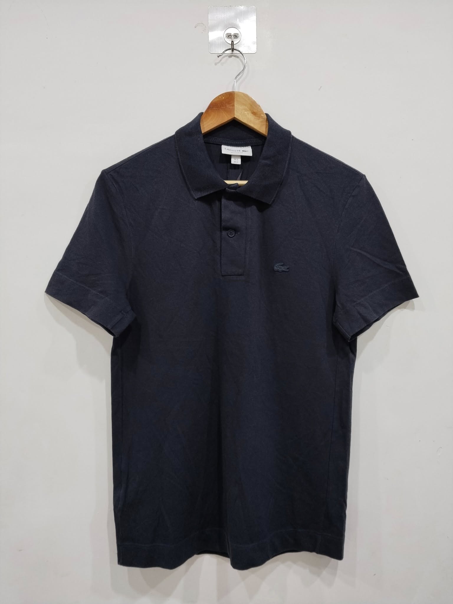 LACOSTE MONOTONE NAVY BLUE RUBBERIZE LOGO